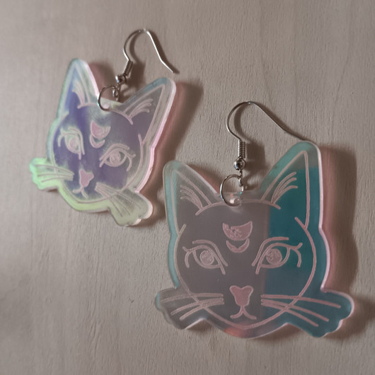 Bright Cat earrings 