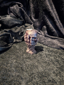 Black beeswax skull candle 