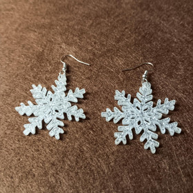 Lumihiutale korvakorut