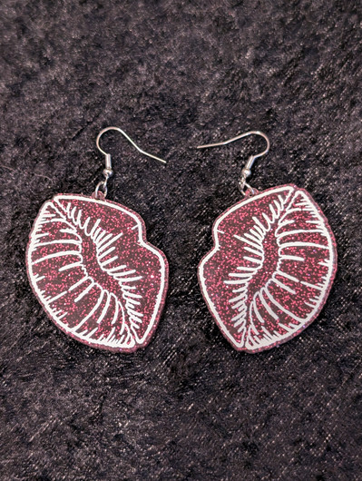 Red lip earrings 