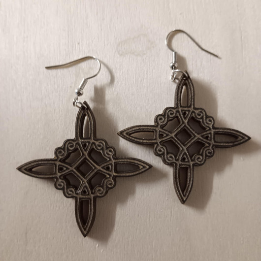 Witch knot earrings
