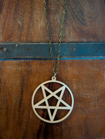 Wooden pentagram five-pointed necklace