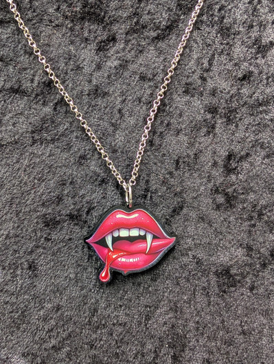 Crimson Bite Lips -necklace