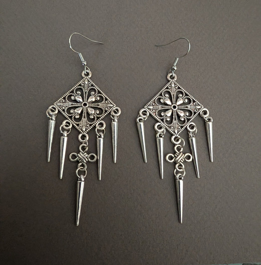  Gothic knot earrings