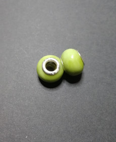 Porcelaine green lock bead 