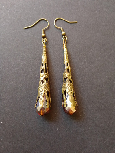 Brown medieval earrings with small beads