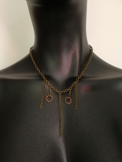 Gear and chain necklace