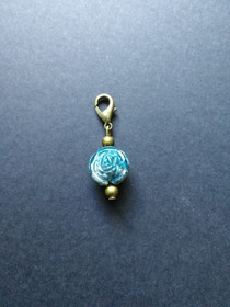 Blue flower place marker