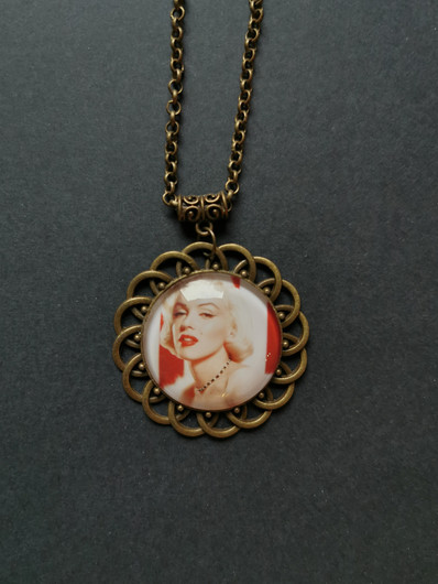 Kaulakoru Marilyn 