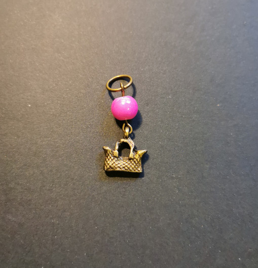 Purse place marker
