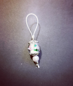 Flower patterned place marker