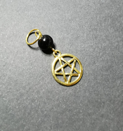 Silmukkamerkki pentagrammi