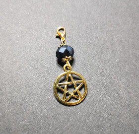 Pentagram place marker with a Black bead