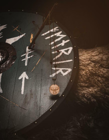 Pohjolan eläimet korusarja kaulakoru hirvi 