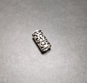 Partakoru tai rastahelmi hopeanvärinen 