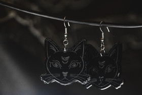 Black Cat korvakorut 