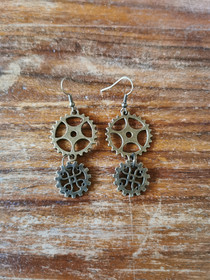 Steampunk gear earrings