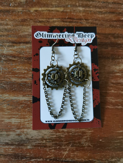 Korvakorut steampunk ratas ketjulla