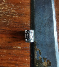 Partakoru tai rastahelmi hopeanvärinen 