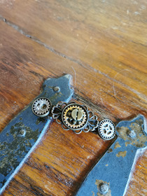 Steampunk hairpin with gears