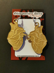 Puiset anatomiset sydän korvakorut