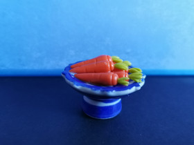 Dollshouse mini carrots