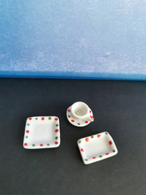 Dollshouse dots service