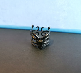Black octopus ring
