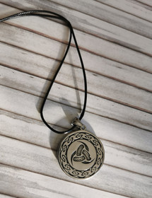 Lohikäärme kaulakoru 