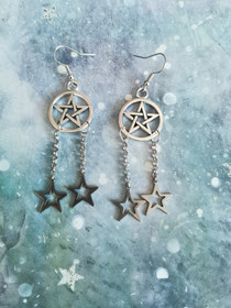 Korvakorut pentagrammi tähdet 