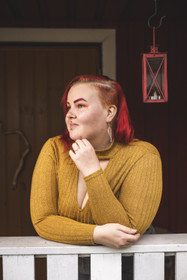 Enkelin siipi korvakorut