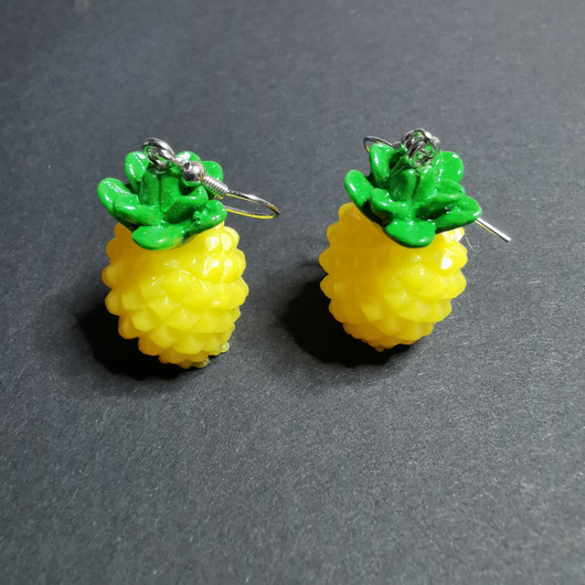 Ananas korvakorut 