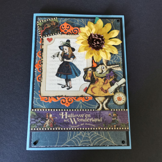 Kortti Hallowe'en In Wonderland 