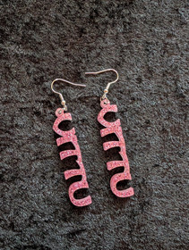 Glitter pinkki vittu korvakorut 