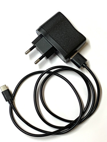 Puhelimen laturi Mikro USB 10 kpl 0,98€ kpl