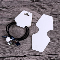 Tuoteripustin koukku kartonkia 4.8*10cm 100kpl