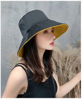 Naisten Bucket hattu nauhoilla ovh 13,90€ meidän hinta: 2,00