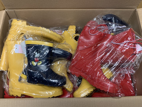 Lasten Walt Disney kumisaappaita 10 paria 8,00€ pari