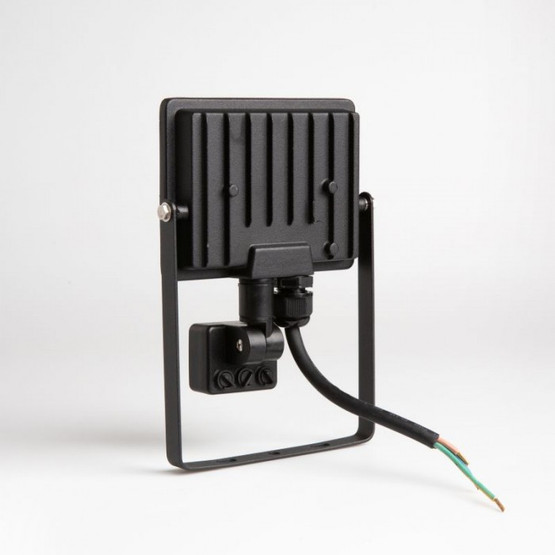 Led Halogen valo liiketunnistimella ovh 20,00€ nyt 9,00€