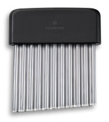 Victorinox wave blade cutter black