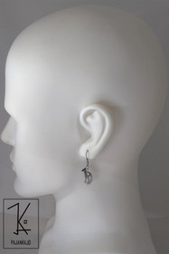 Kettu Korvakorut, Teräs