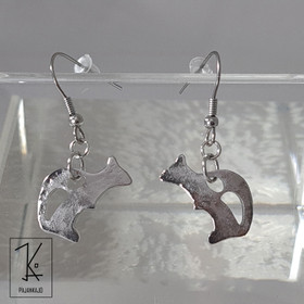 Orava Korvakorut, Teräs