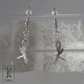 Sudenkorento Korvakorut, Teräs