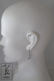 Sudenkorento Korvakorut, Teräs