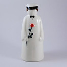 YLIOPPILASPATSAS POIKA, TUMMAT LYHYET HIUKSET, RUSETTI, 14 cm