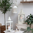 KYNTTILÄLYHTY, ANTIIKIN KERMANVALKOINEN 39 cm