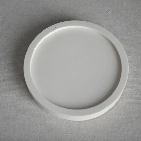 PYÖREÄ ALUSTA, HARMAA Ø 8 cm