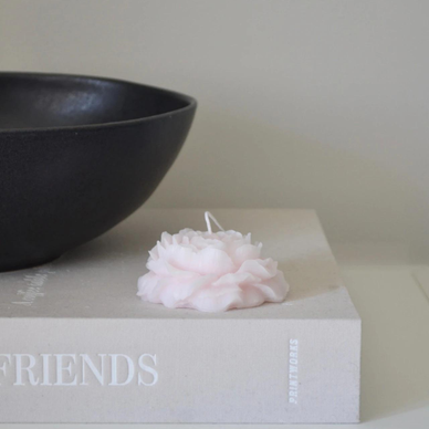 PIONIKYNTTILÄ, VAALEANPUNAINEN  Ø 7,5 cm