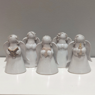 KERAAMINEN ENKELI RASIASSA, 5 eri hahmoa&tekstiä