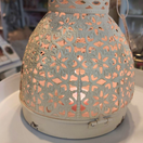 COUNTRY LACE, PITSILYHTY ANTIIKIN KERMANVALKOINEN 19,5x15 cm